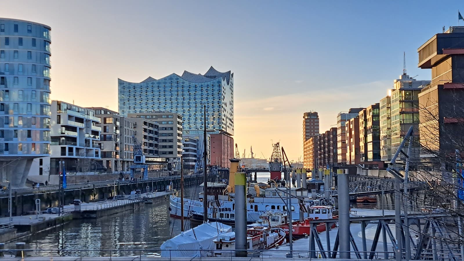 Magellan Terraces - Image 1