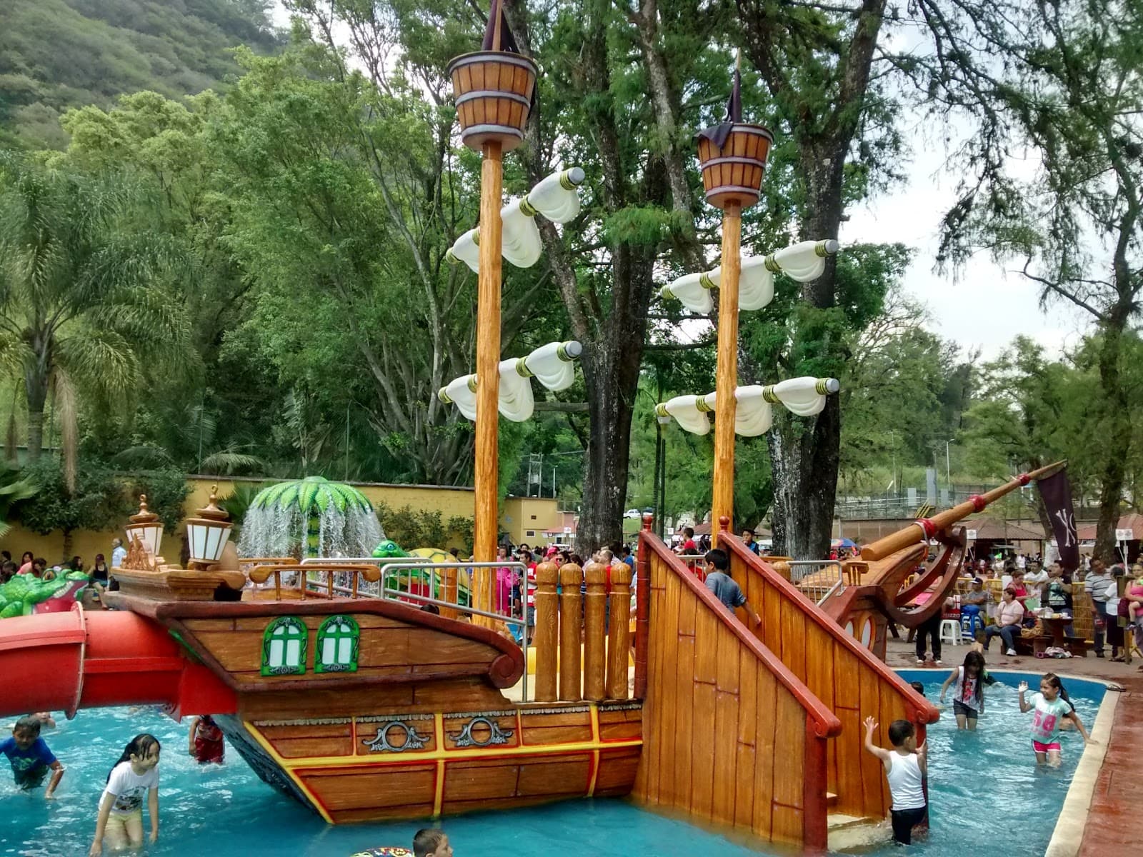 Ojo de Agua de Nogales - Image 1