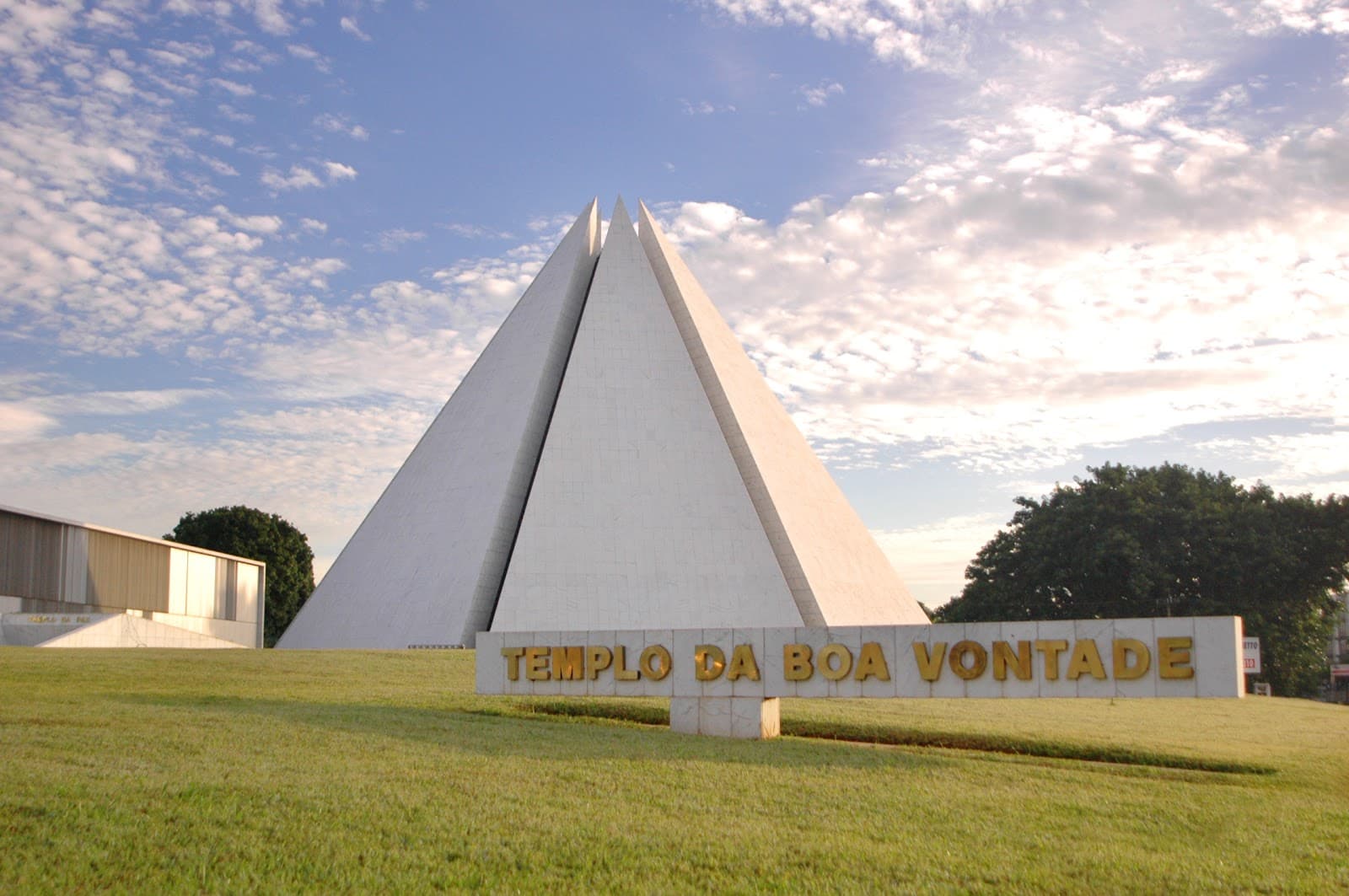 Templo da Boa Vontade Brasília - Image 1