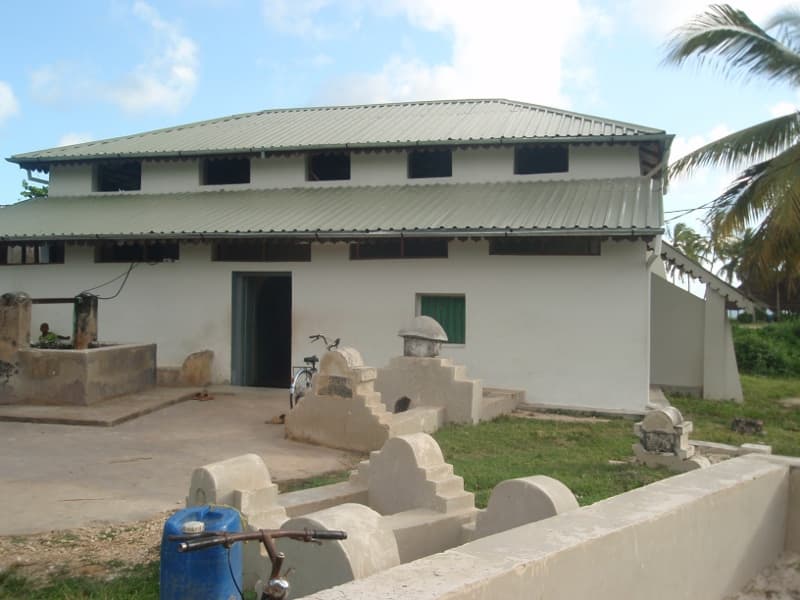Kizimkazi Dimbani Mosque - Image 1