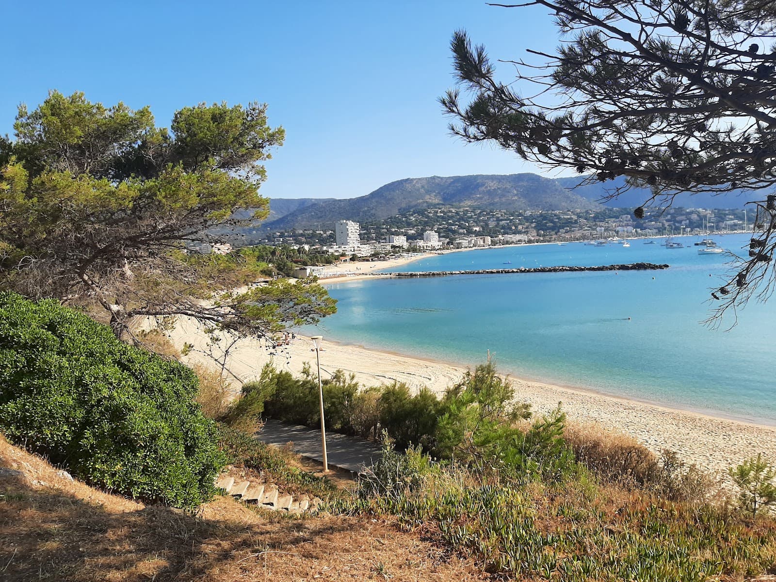 Plage de la Favière - Image 1