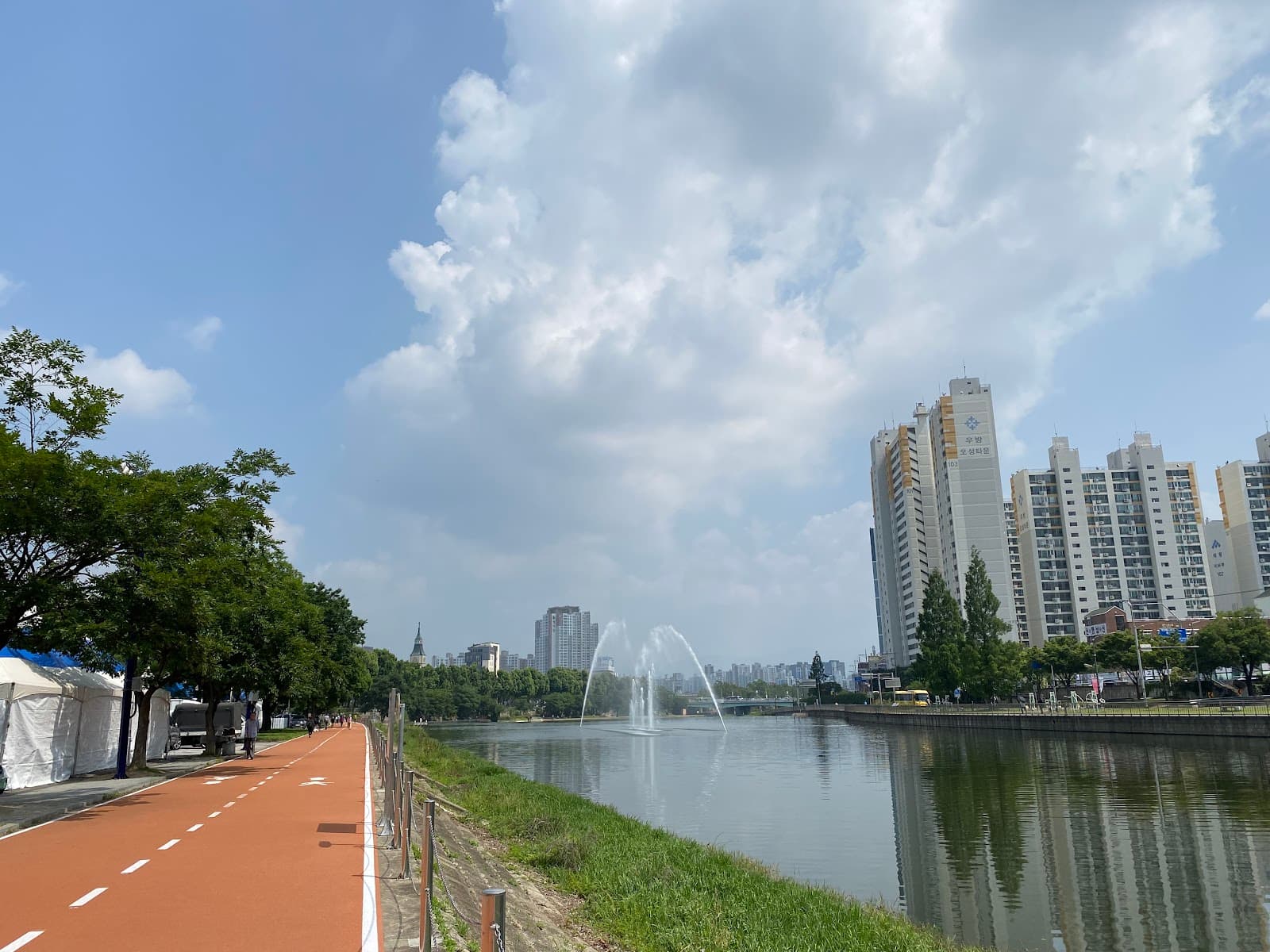 Sincheon Riverside Trail - Image 1