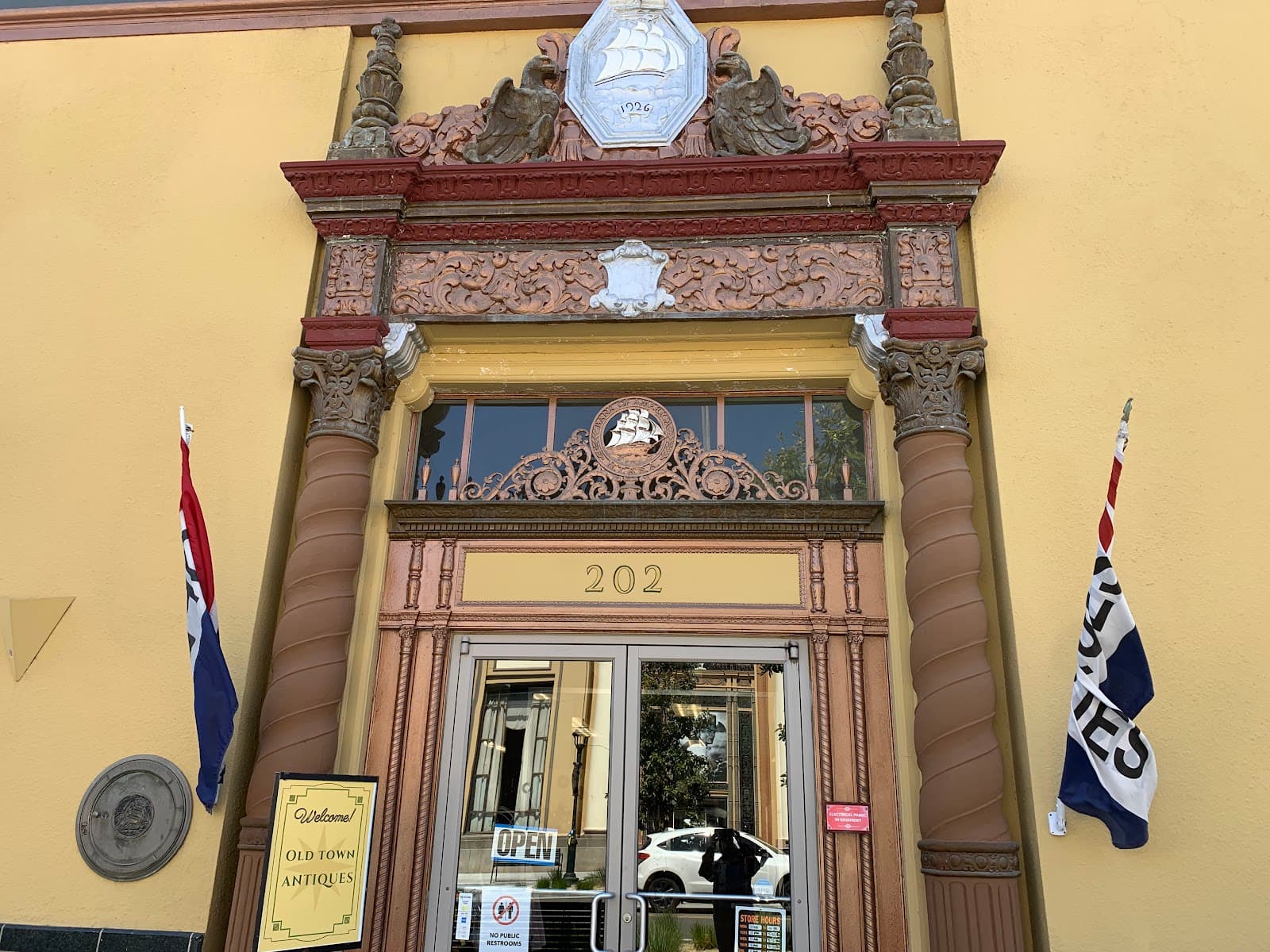 Oldtown Salinas - Image 1