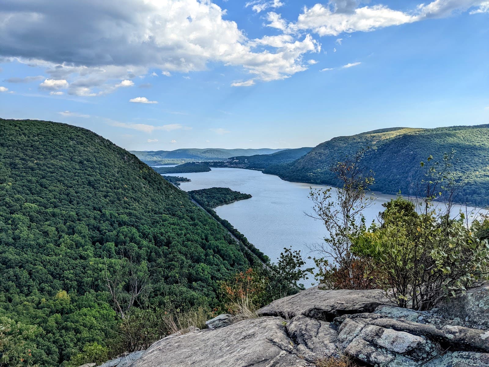 Hudson Highlands State Park – Breakneck Ridge - Image 1