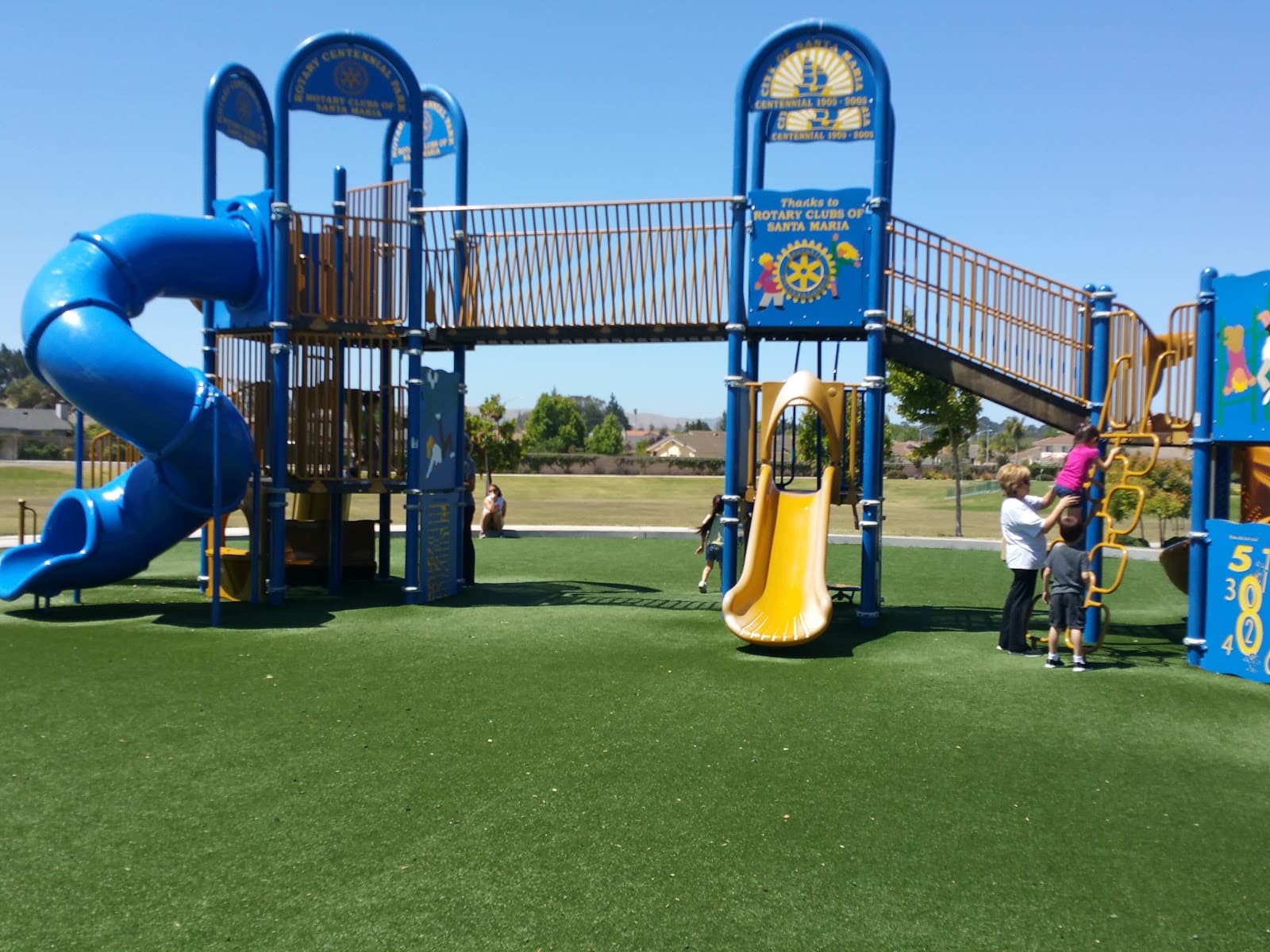 Rotary Centennial Park - Image 1