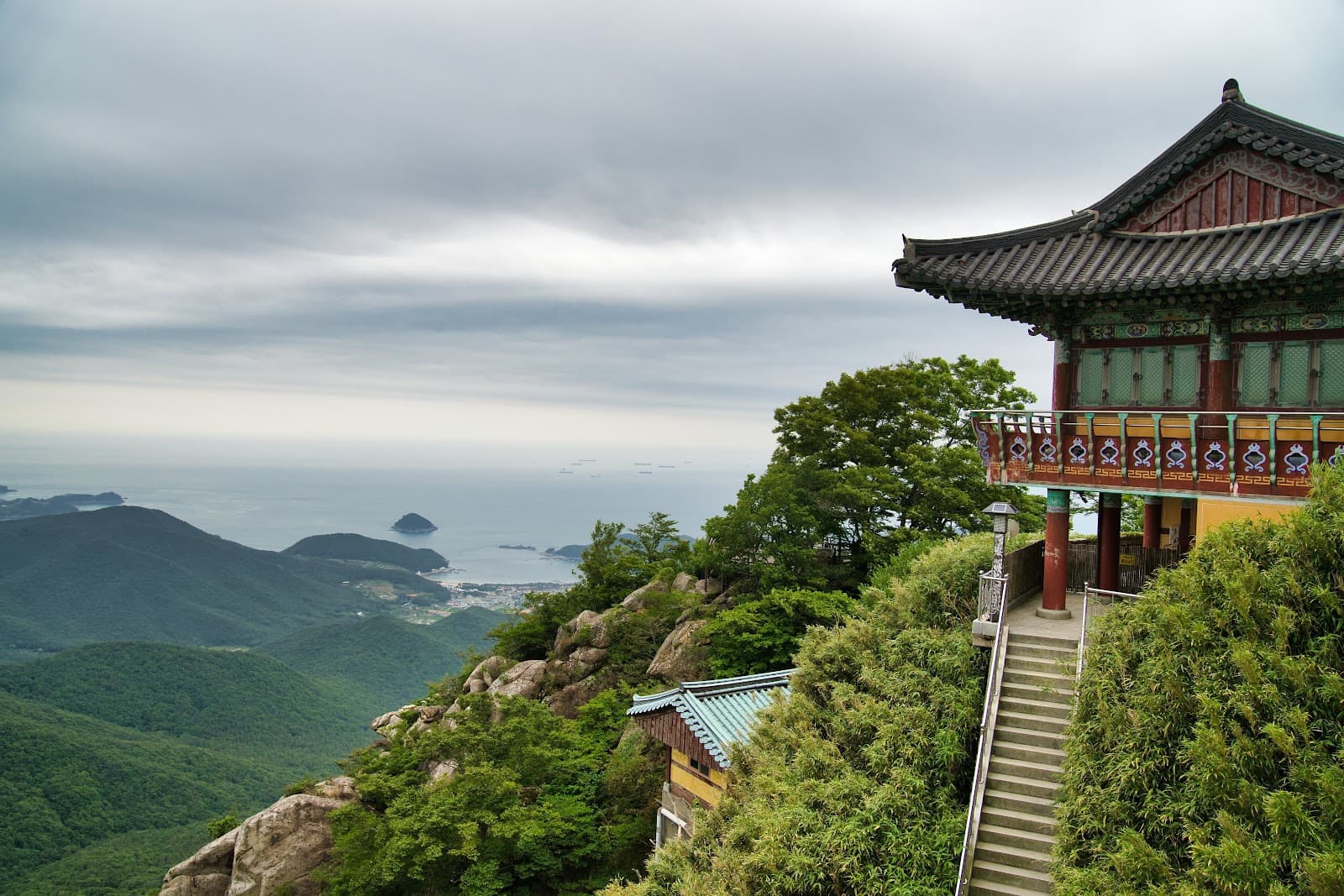 Namhae Boriam Hermitage - Image 1