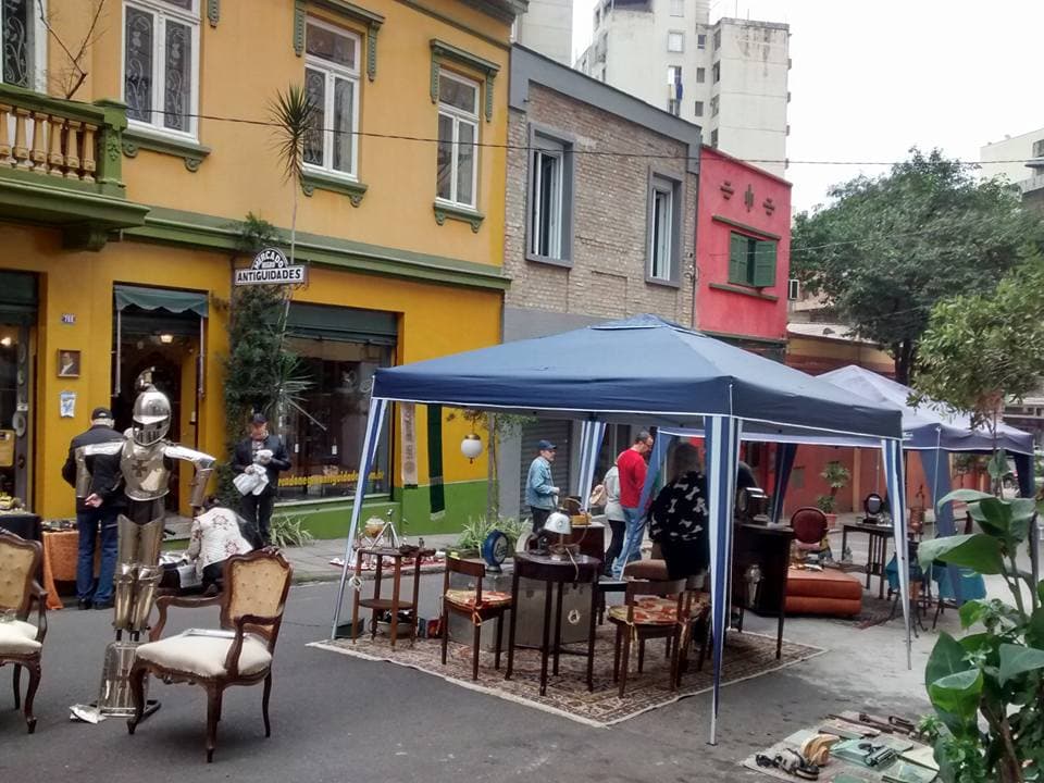 Feira de Antiguidades da Alfândega - Image 1