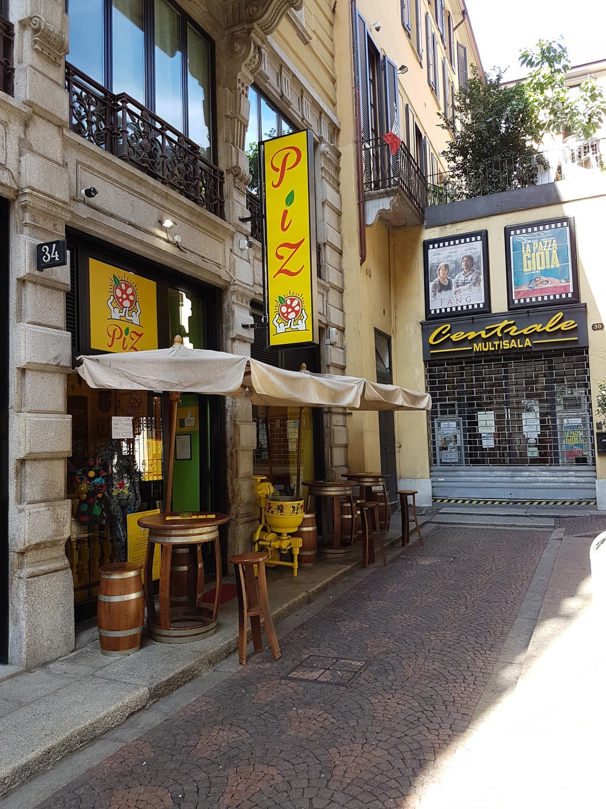 Piz, Milan - Image 1