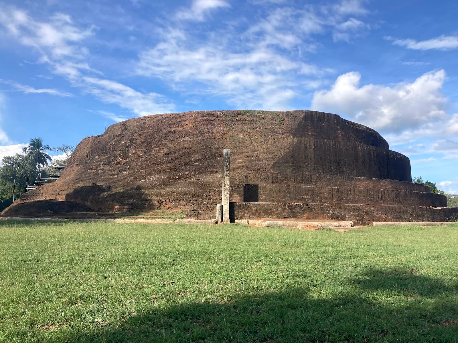 Dakkhina Stupa - Image 1