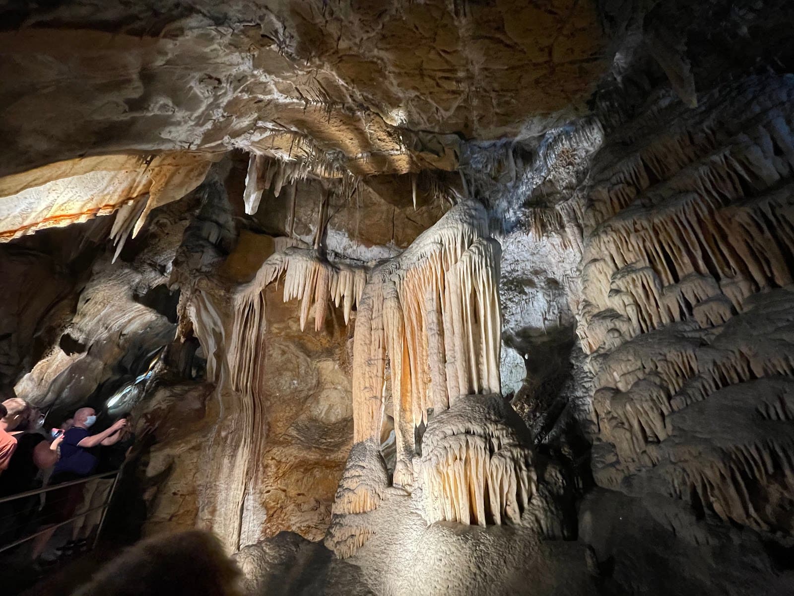 Jenolan Caves - Image 1