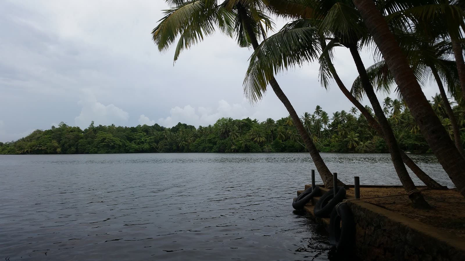 Dodanduwa Lagoon - Image 1