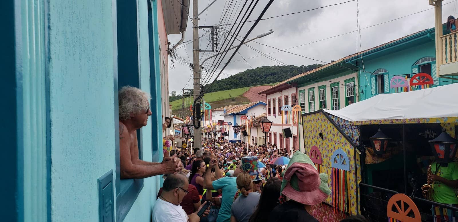 Local Crafts and Toys