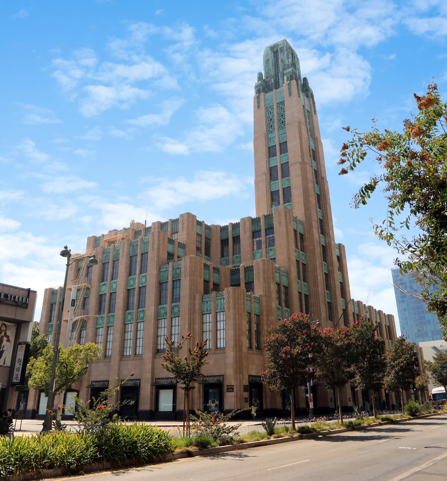 Bullocks Wilshire - Image 1