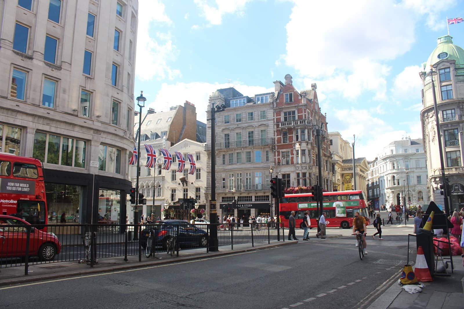 St. Clement Danes Church