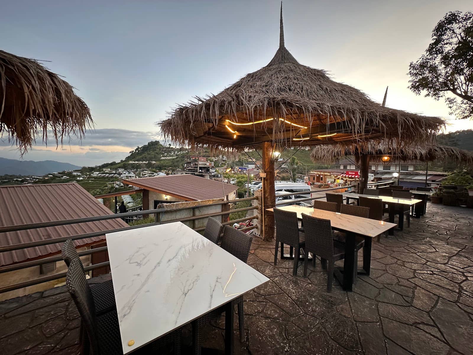 Outdoor Mookata Experience