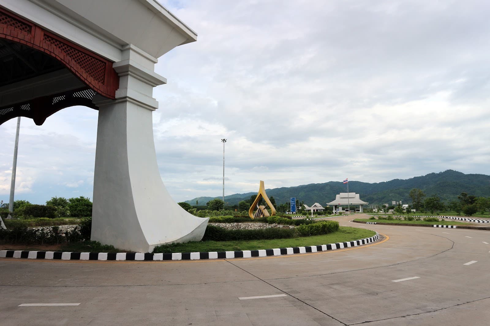 4th Thai–Lao Friendship Bridge Chiang Khong - Image 1