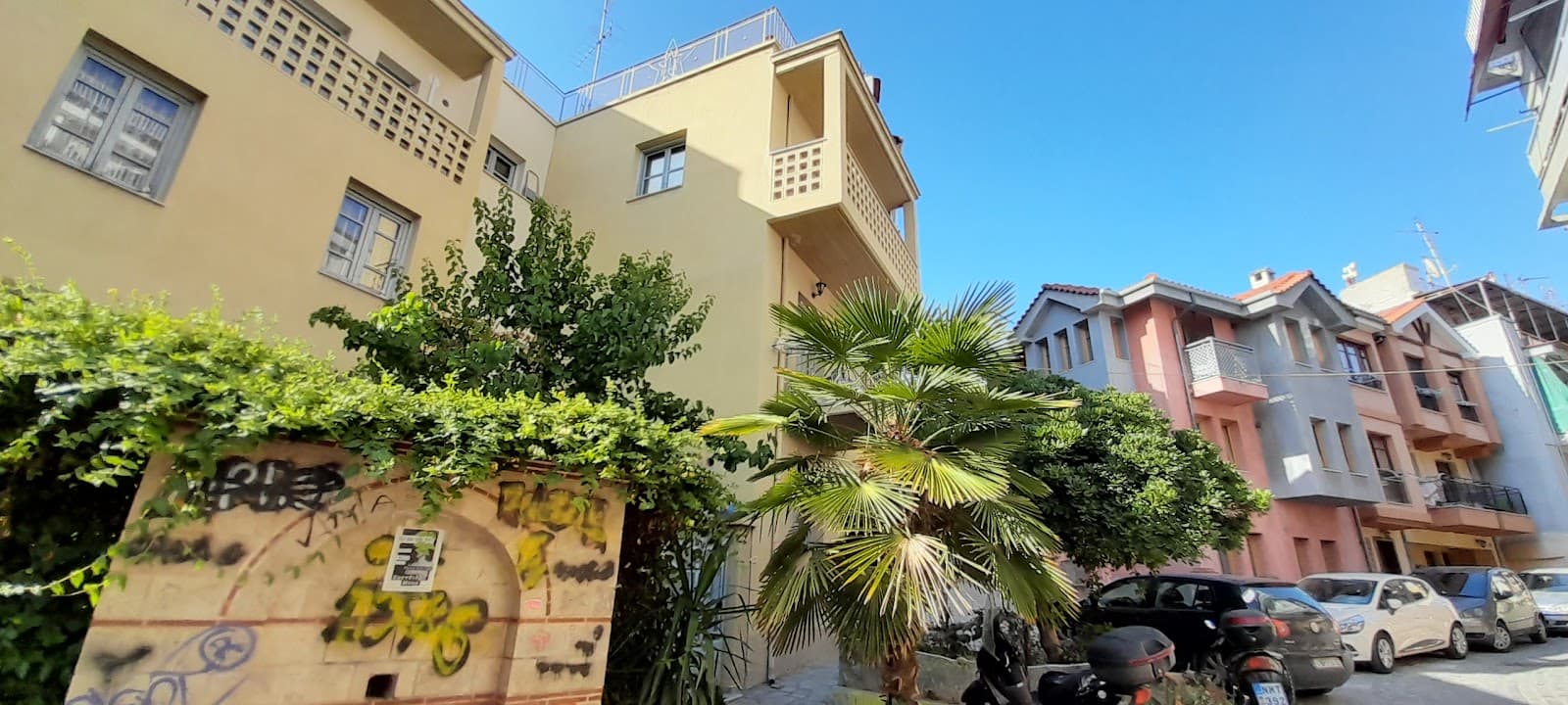 Ano Poli (Upper Town) - Image 1