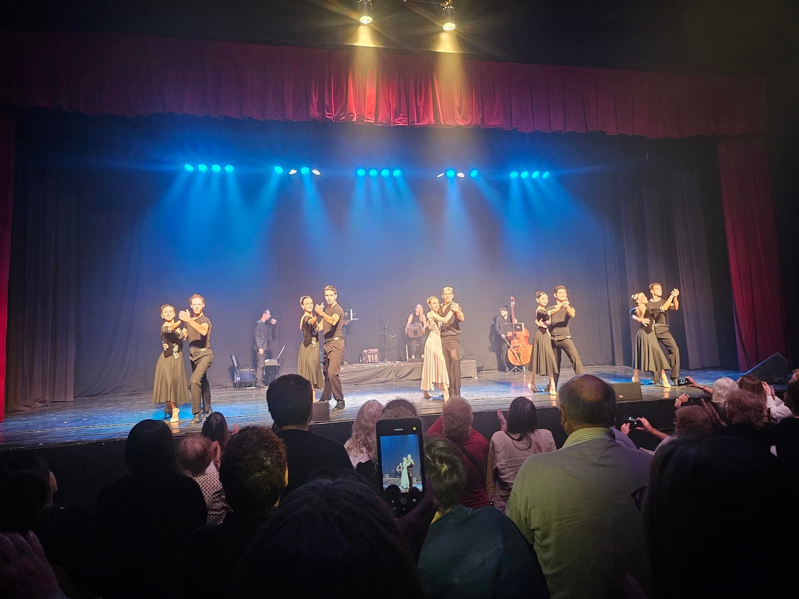 Quilmes Municipal Theater - Image 1