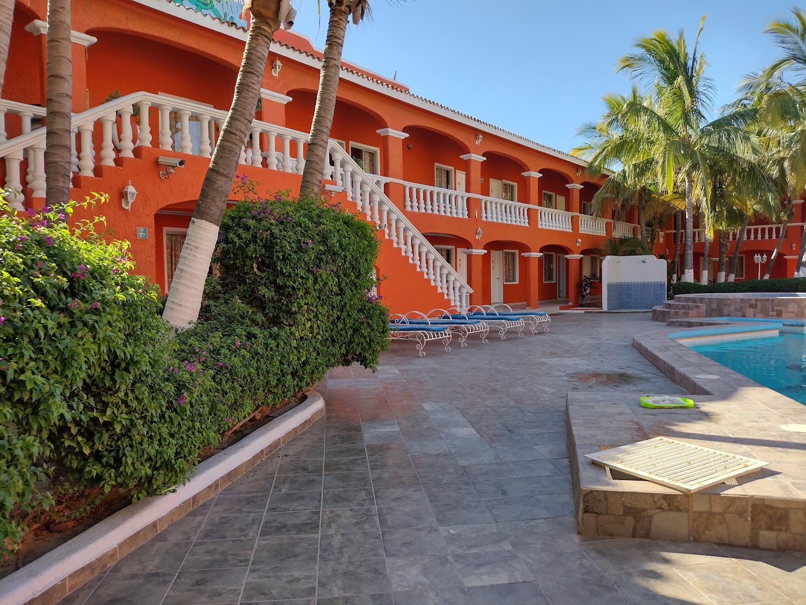 Santiago Town Oasis - Image 1