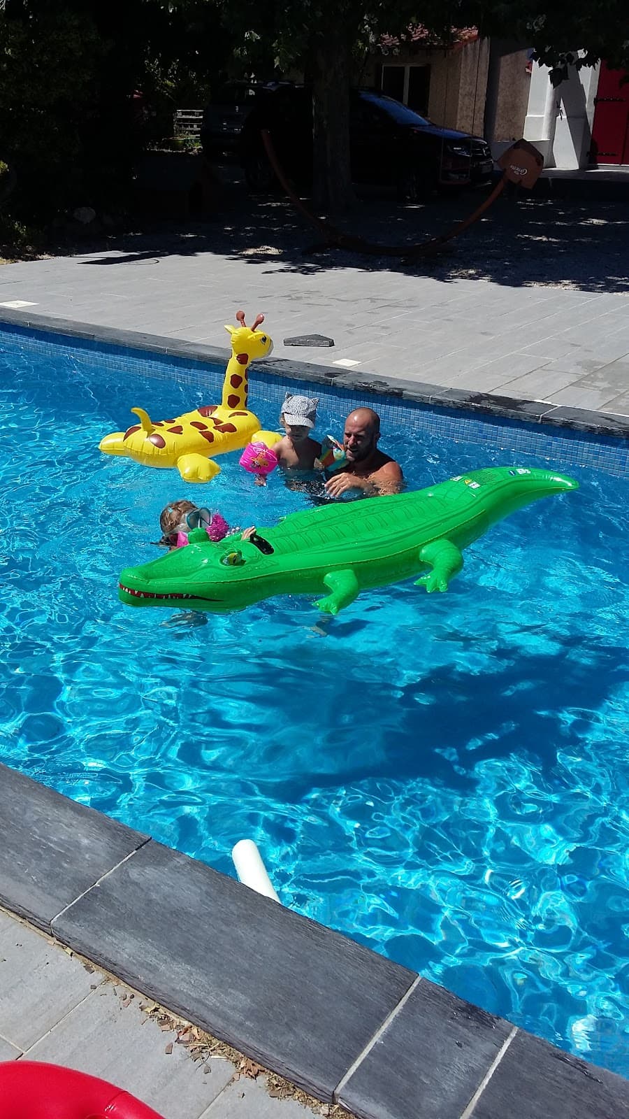 Les Cadeneaux - Image 1