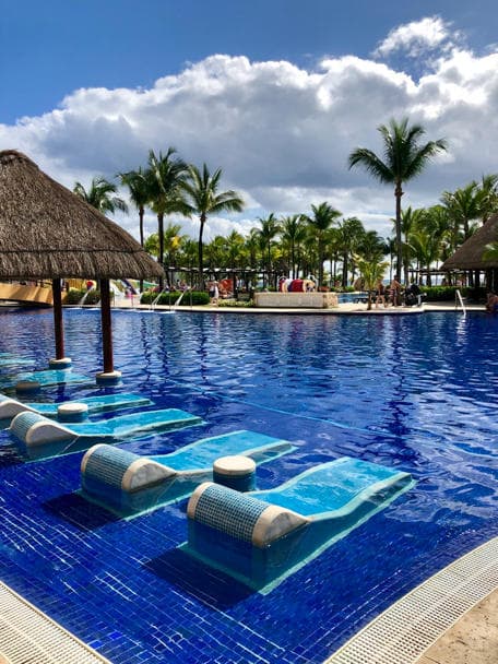 Barcelo Maya Grand Resort - Image 1