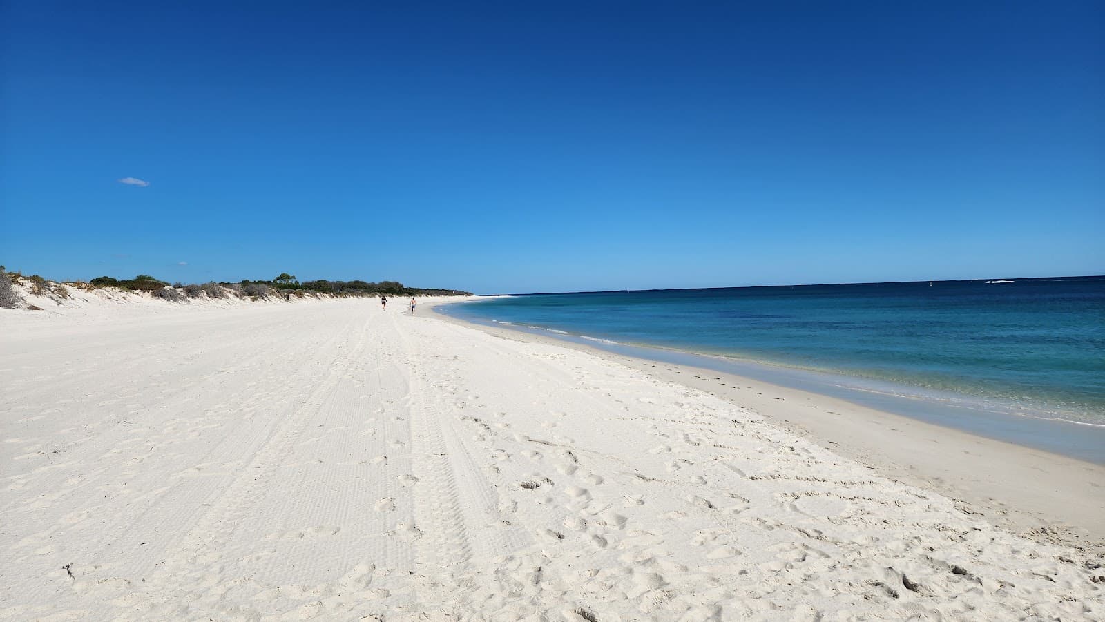 Whitfords Beach - Image 1