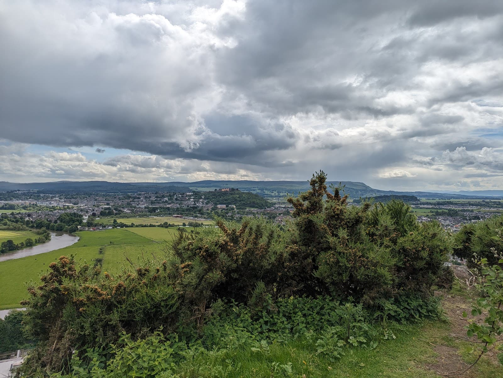 Abbey Craig Stirling - Image 1