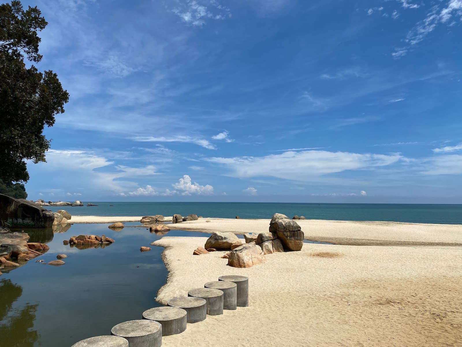 Teluk Cempedak Beach - Image 1