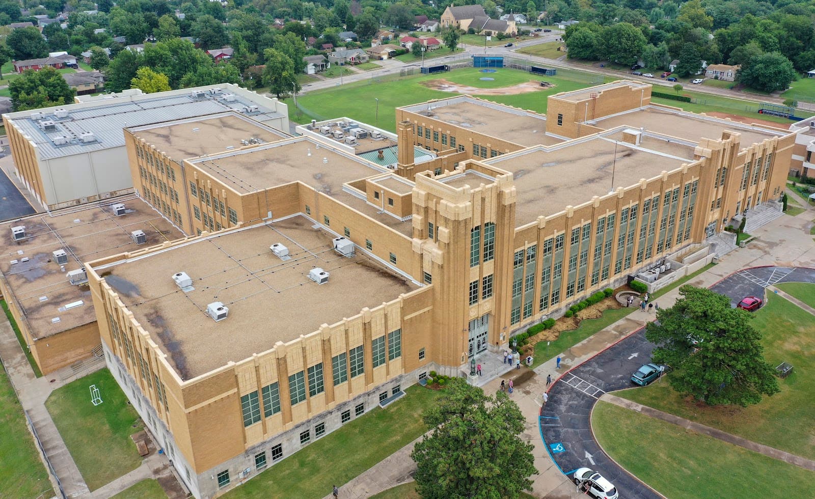 Will Rogers High School - Image 1