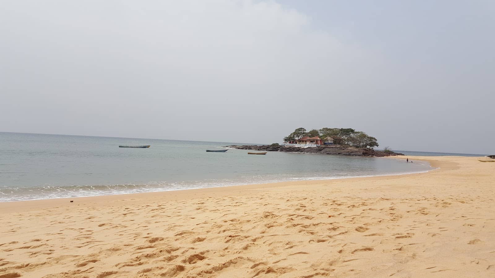 Community Beach Vibe