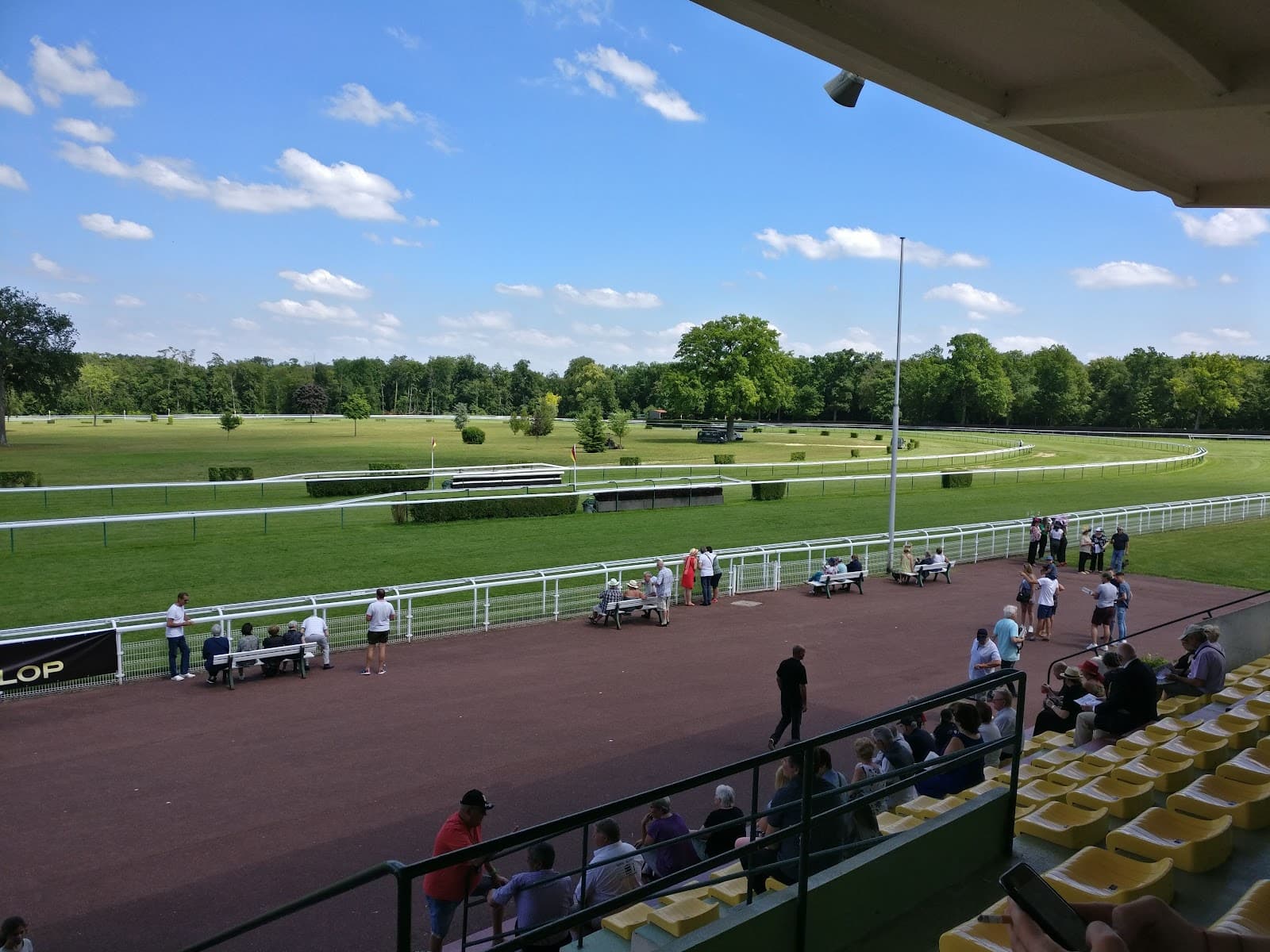 Hippodrome de Compiègne - Image 1