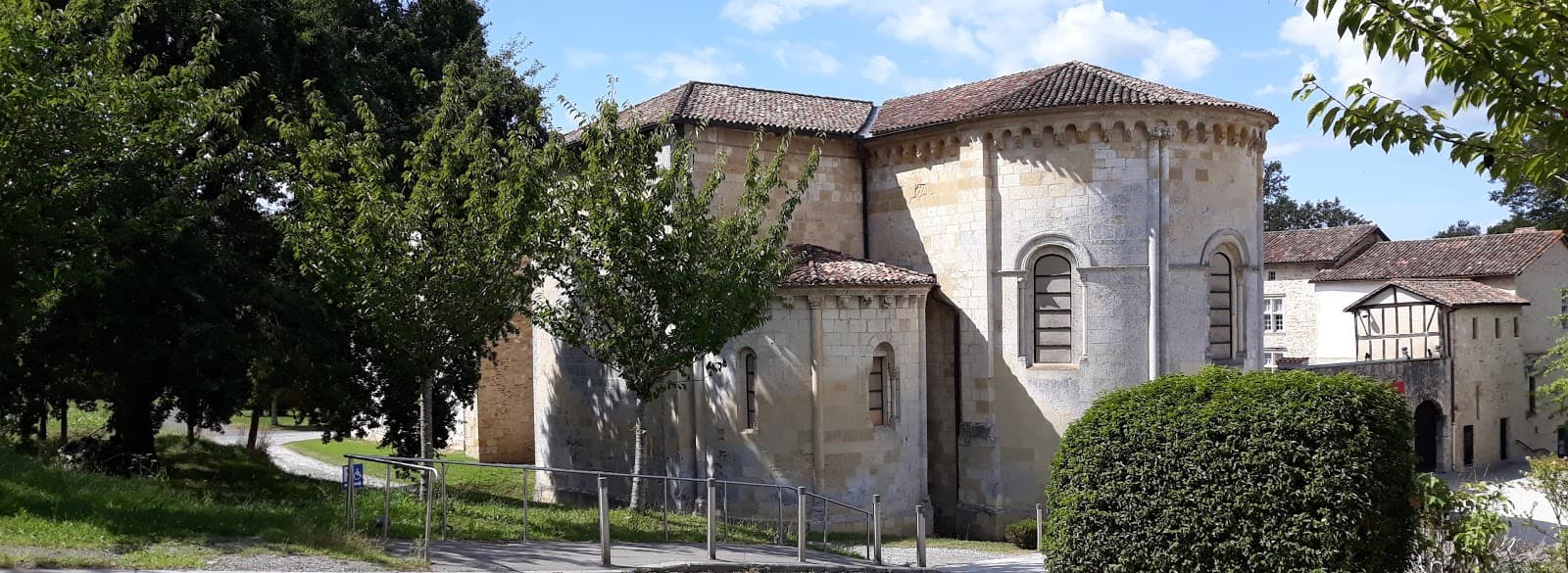 Abbaye d'Arthous - Image 1