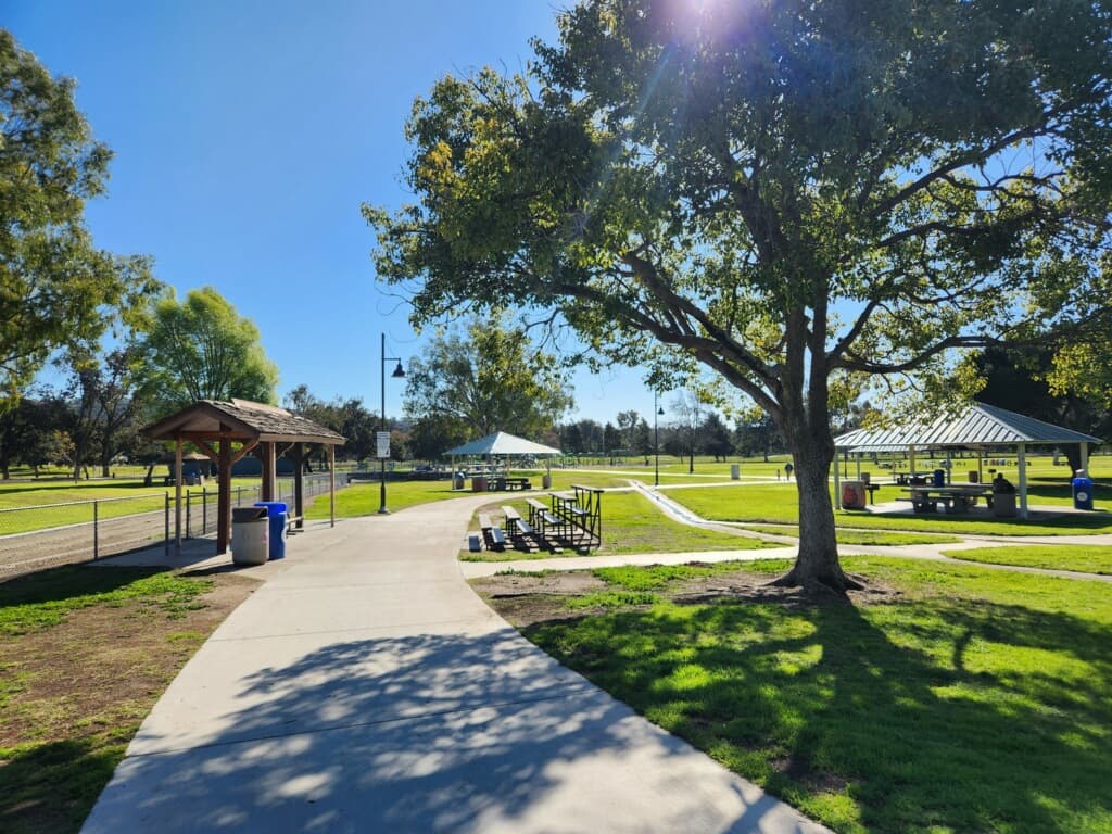 Rohr Park - Image 1