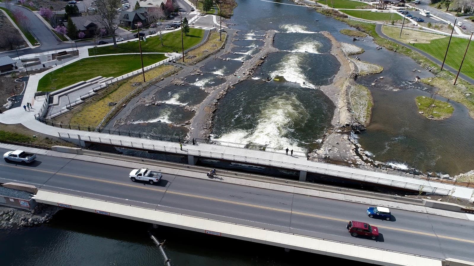 Bend Whitewater Park - Image 1