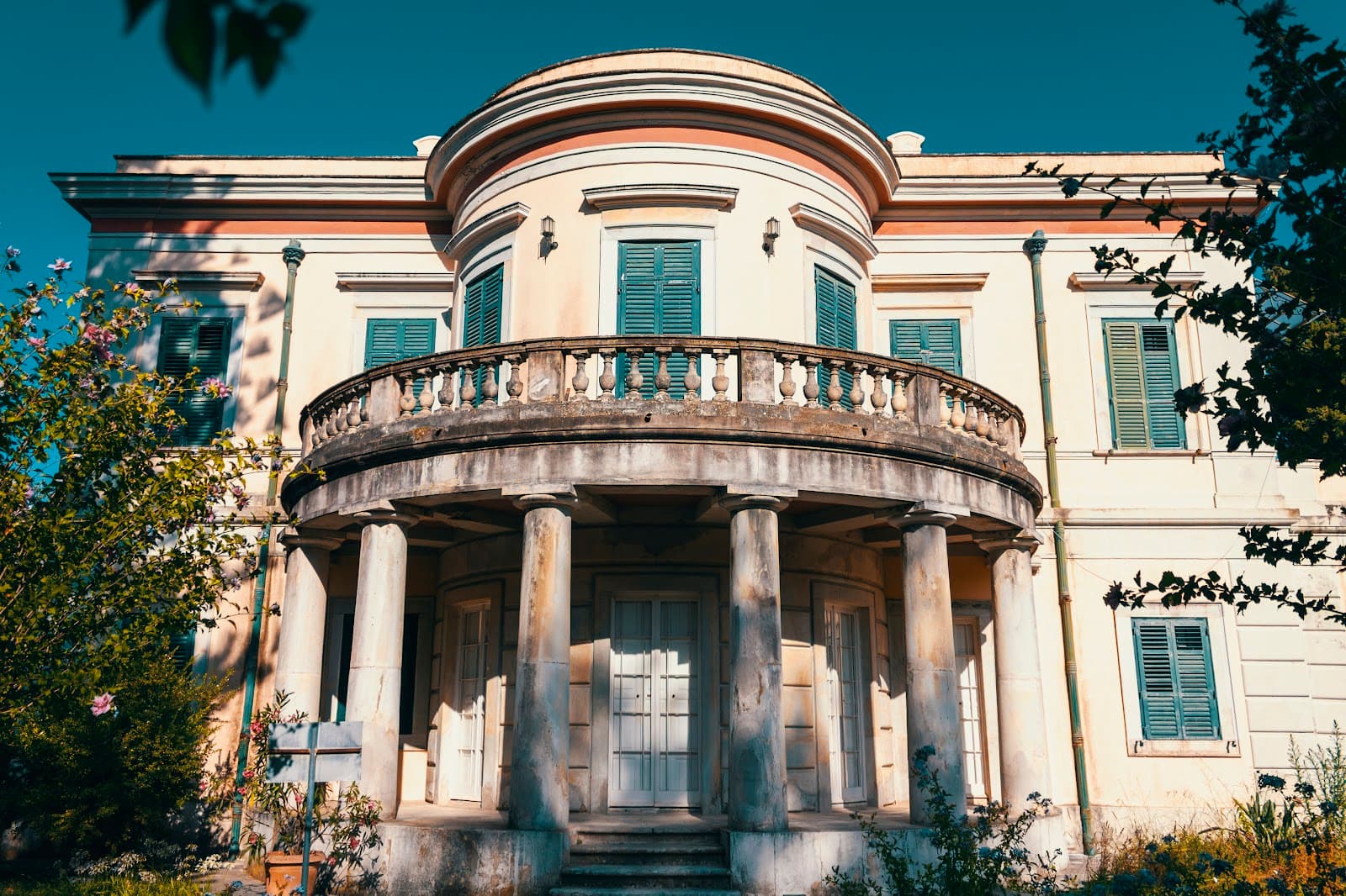 Mon Repos Estate & Palaeopolis Museum - Image 1
