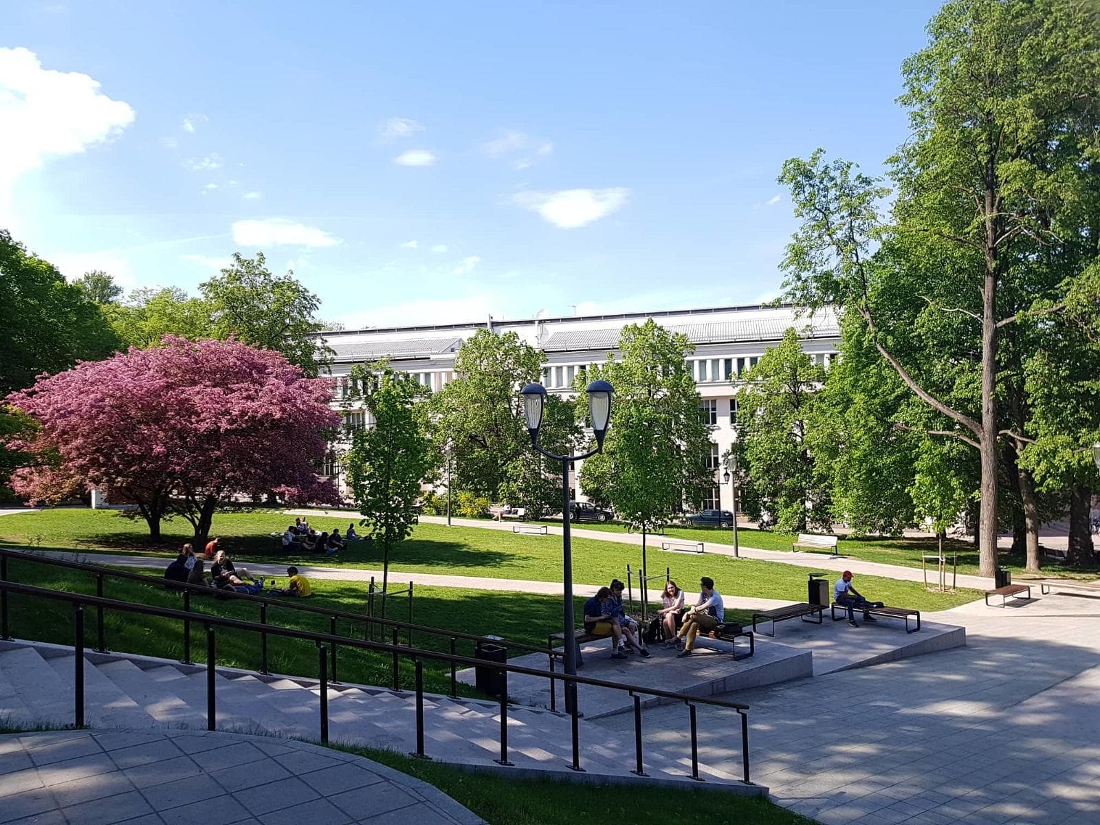 Pirogov Square - Image 1