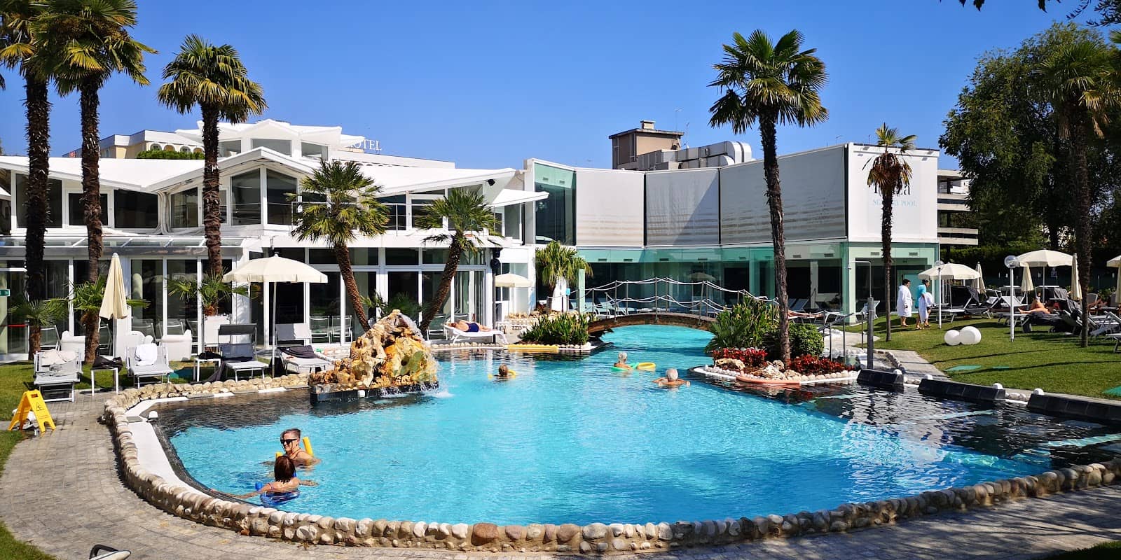 Unique Dining Experiences