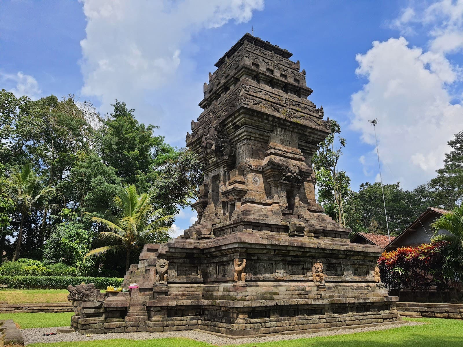 Candi Kidal Tumpang - Image 1