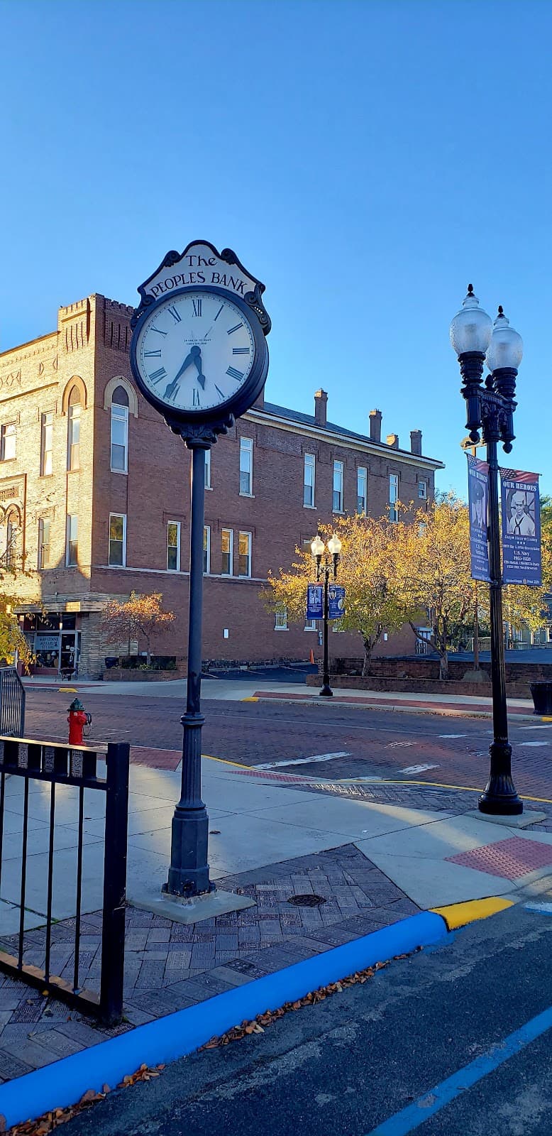 Nelsonville Public Square Historic District - Image 1