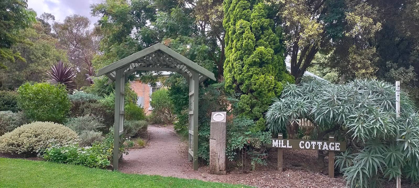 Amy Bishop Art Gallery