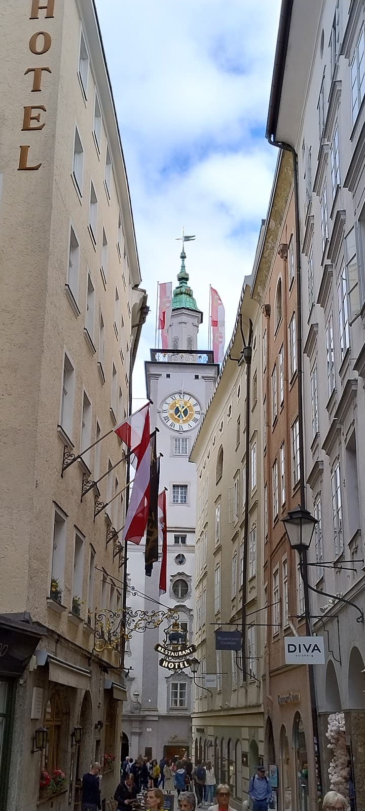 Salzburg Old Town (Altstadt) - Image 1
