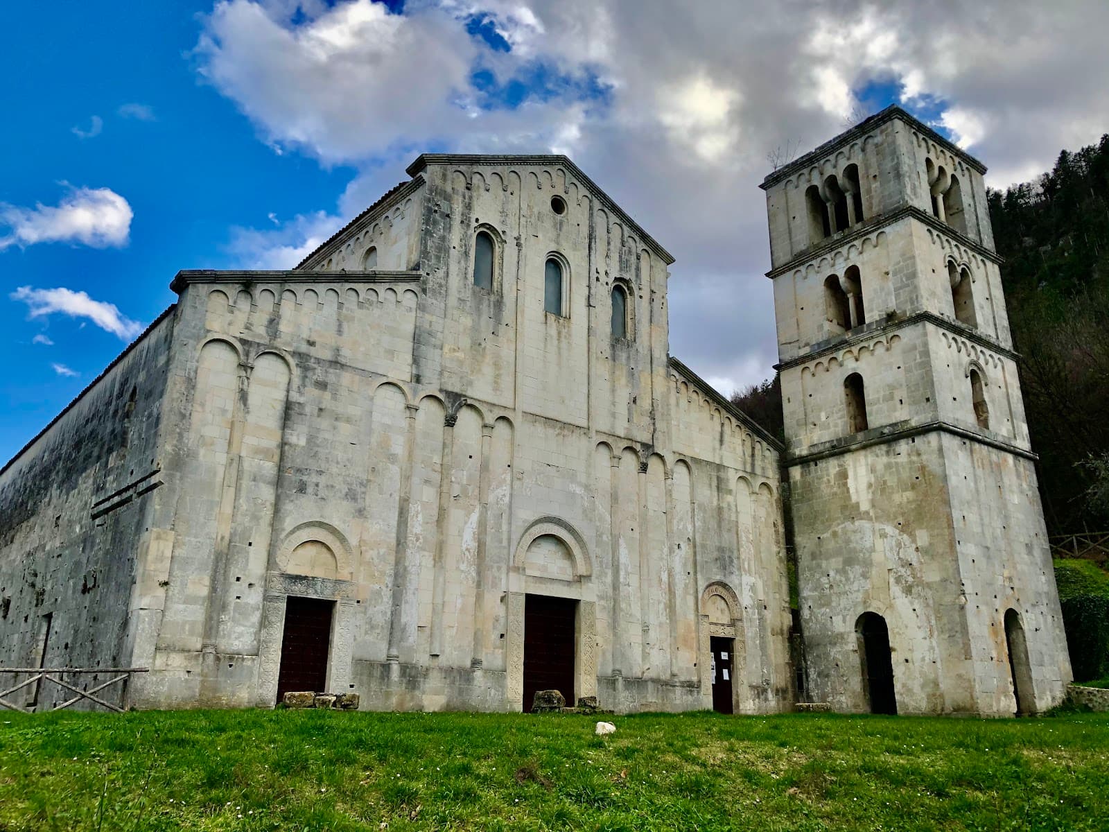 Abbazia di San Liberatore a Maiella - Image 1