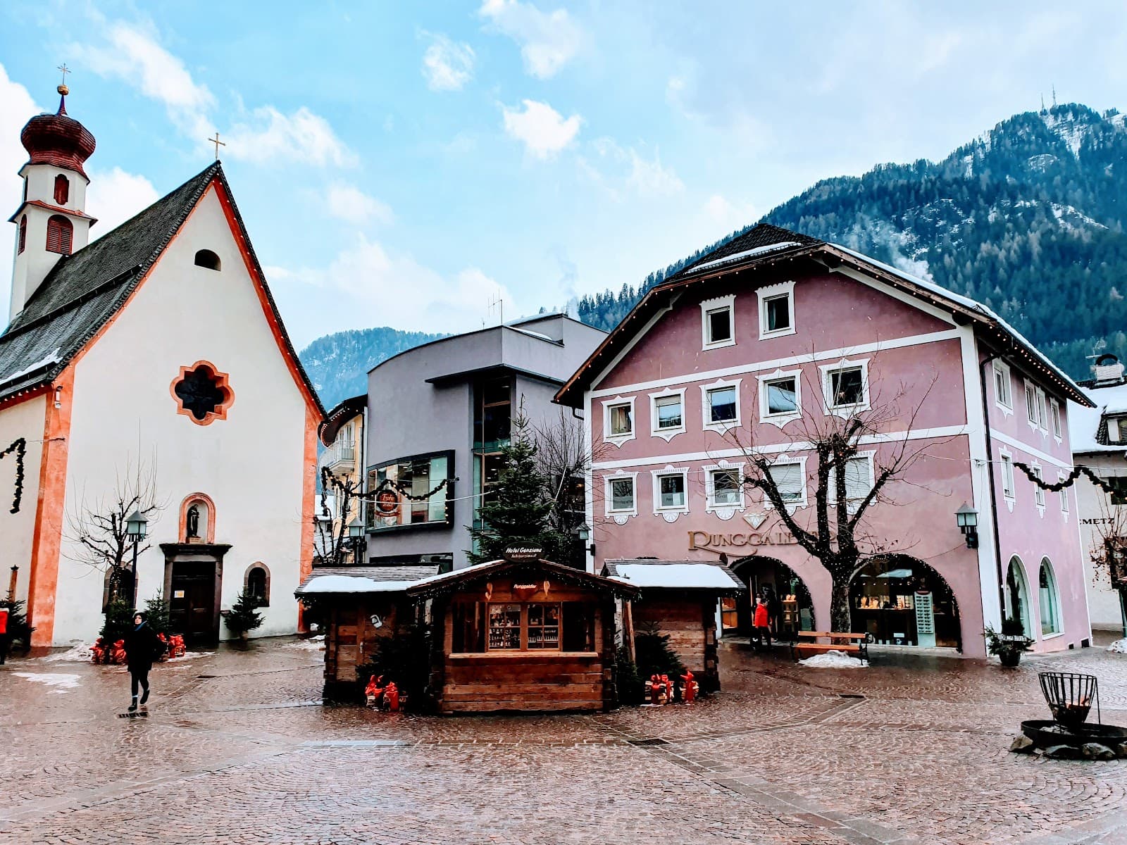 Sant'Antonio Square - Image 1