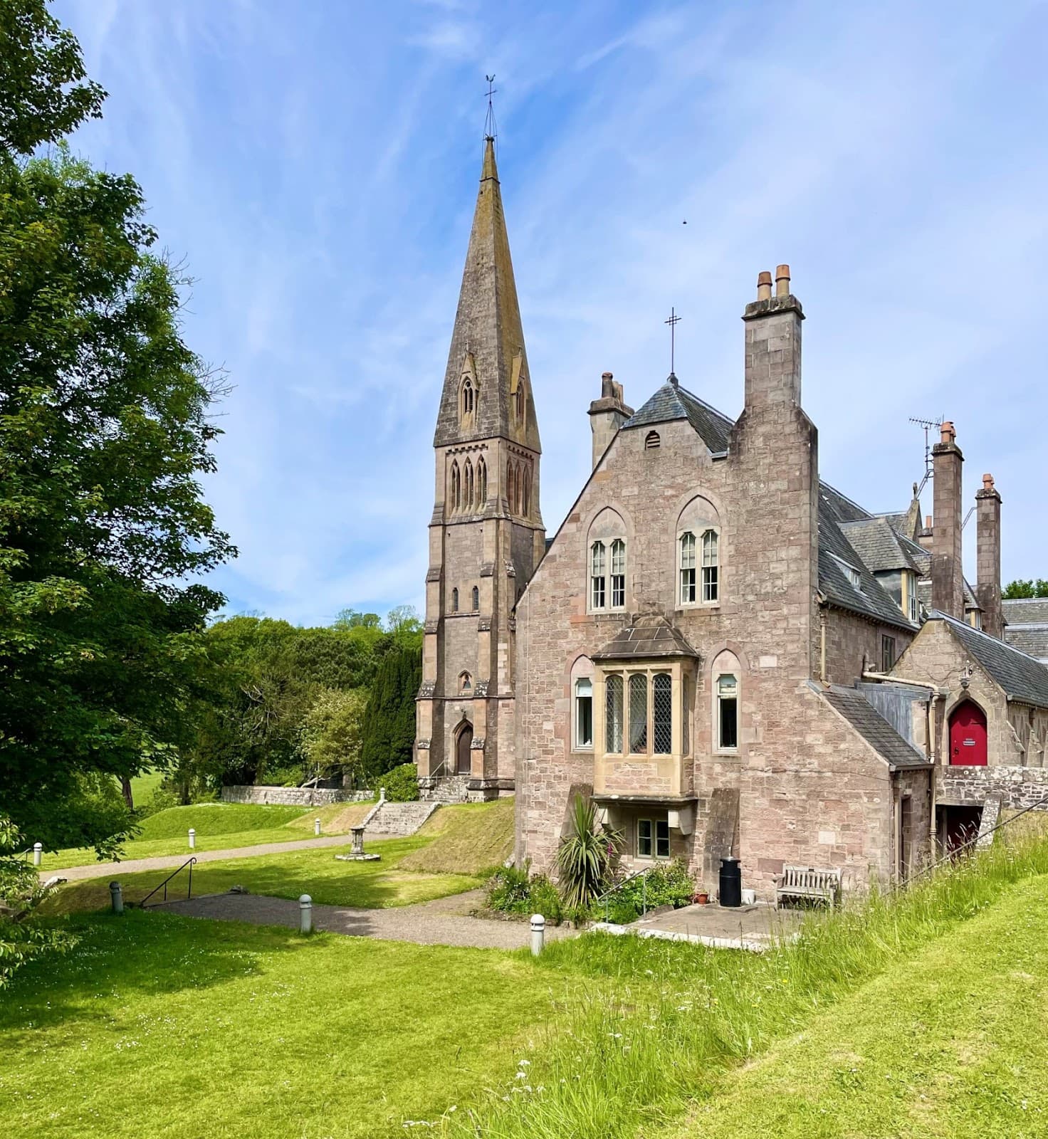 Cathedral of the Isles (Millport) - Image 1
