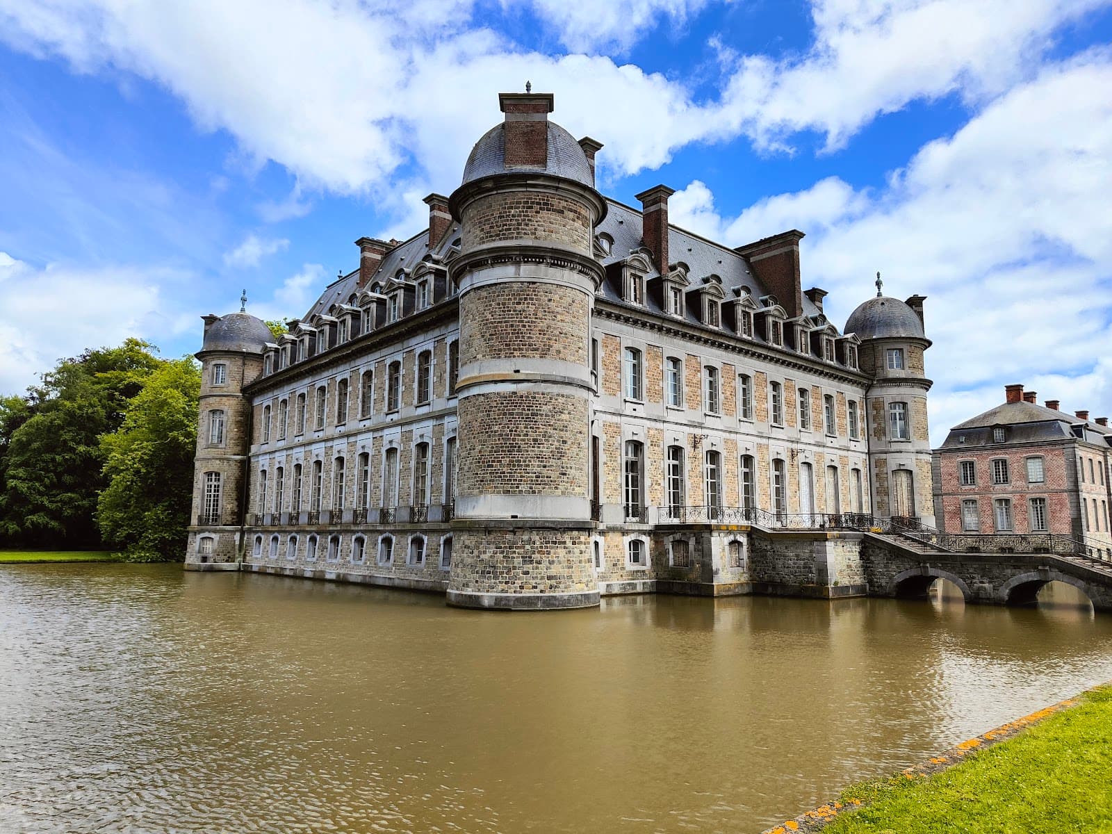 Beloeil Castle - Image 1