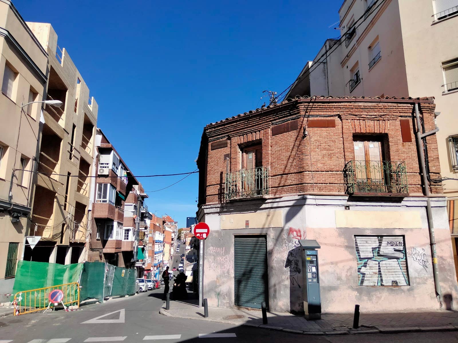 Street Art & Architecture