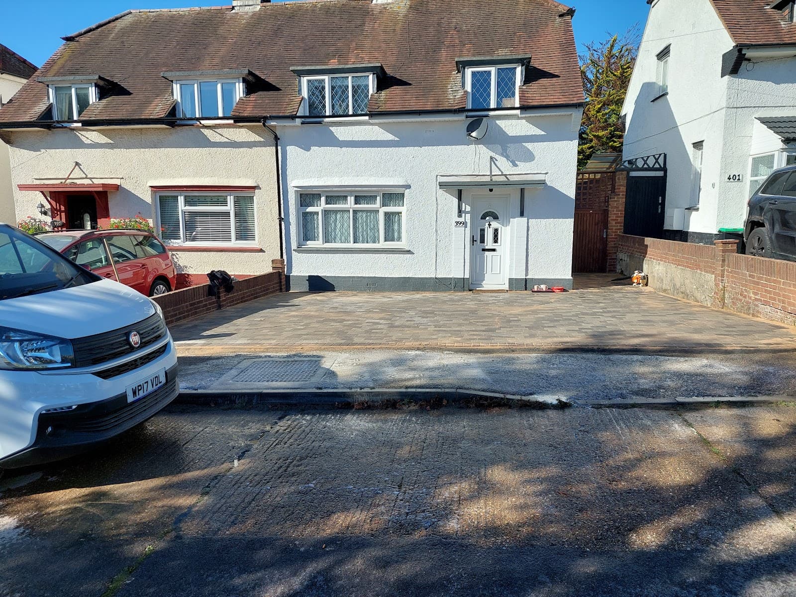 Collier Row - Image 1