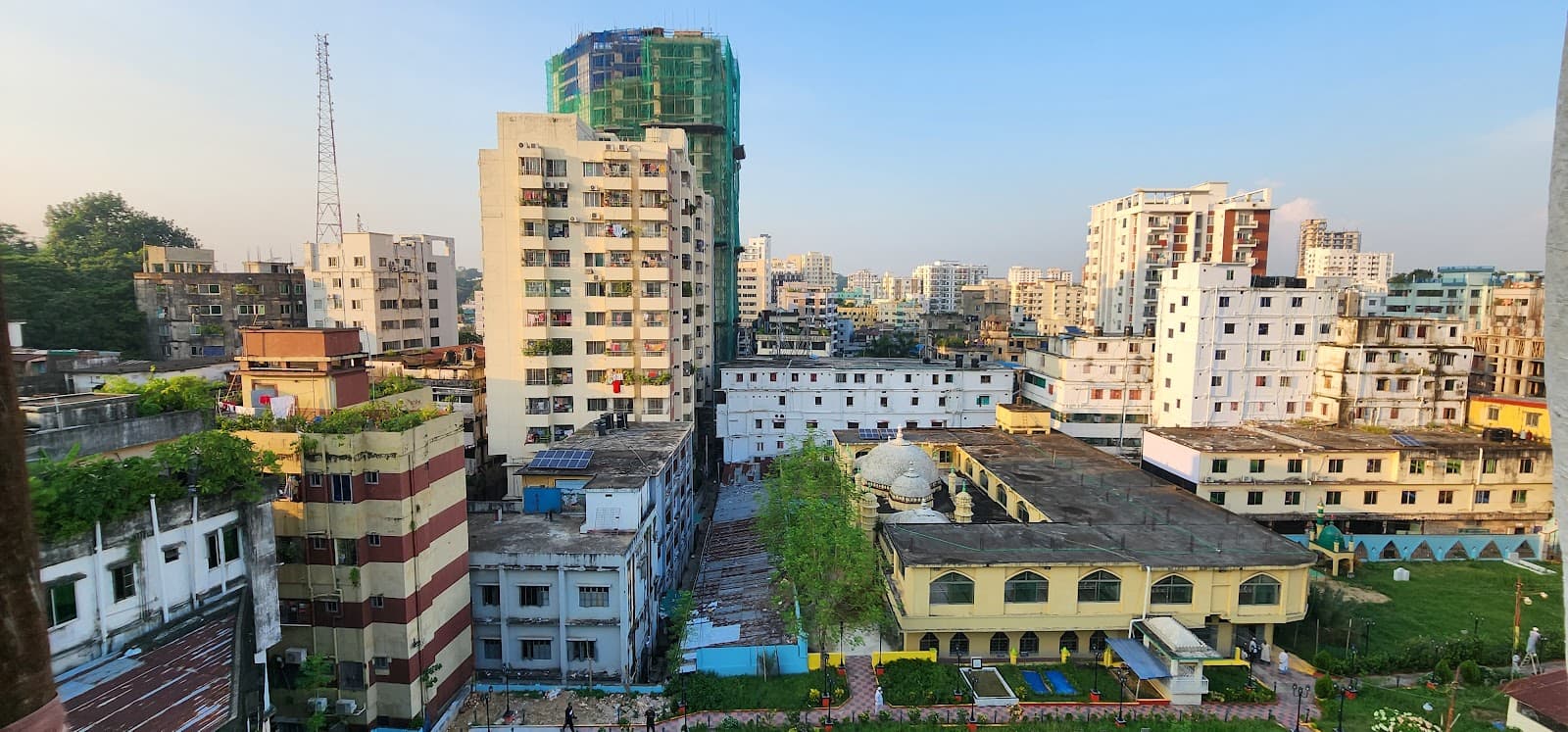 Kadam Mubarak Mosque - Image 1