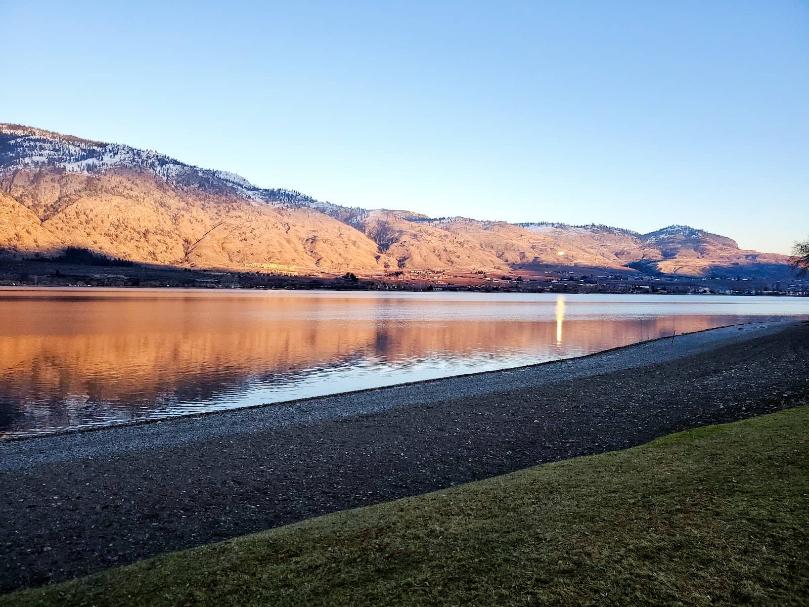 Riverside Relaxation