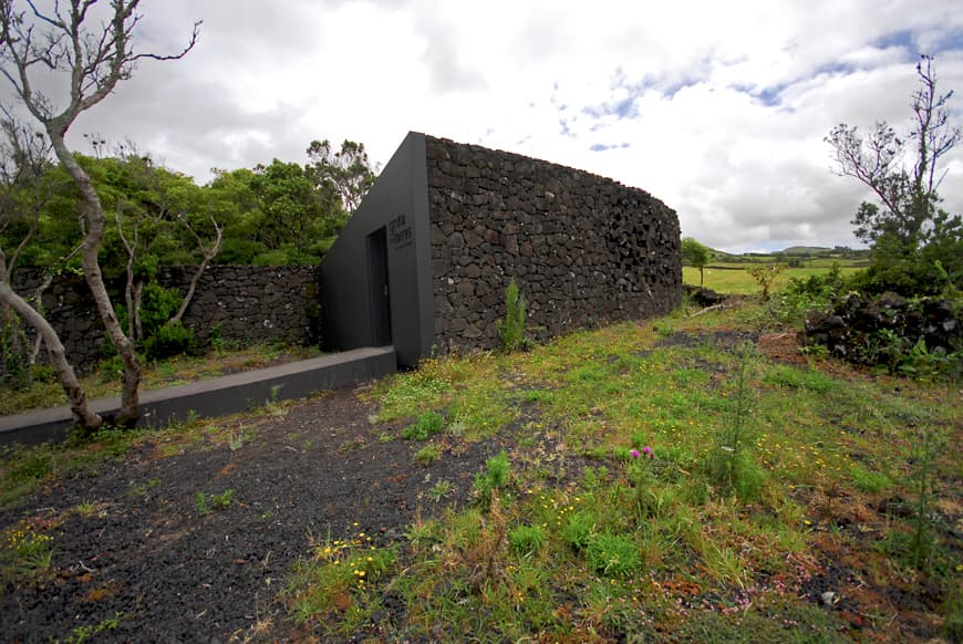 Gruta das Torres - Image 1